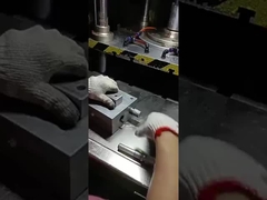 Verwerking van aluminiumgietproducten video