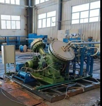 Corrosiebestendige Industriële V-vormige Membraancompressor met Hoge Kosten-Prestatieverhouding voor Laboratoria